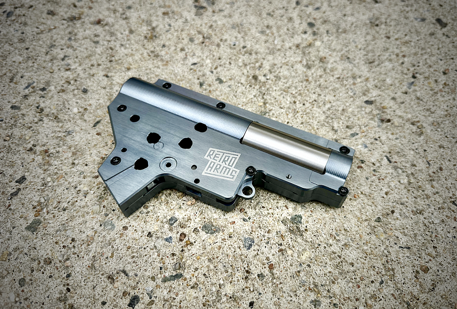 Retro ARMS CNC gearbox V2 DSG/TSG (8mm) - QSC – BRILL ARMORY Retro ARMS CNC gearbox V2 DSG/TSG (8mm) - QSC – BRILL ARMORY